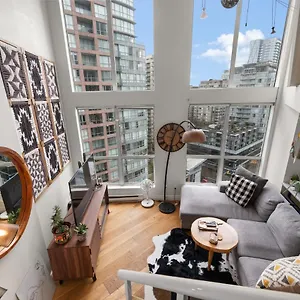 Rare Find Loft With Full Kitchen At Heart Of Downtown Apartment Vancouver